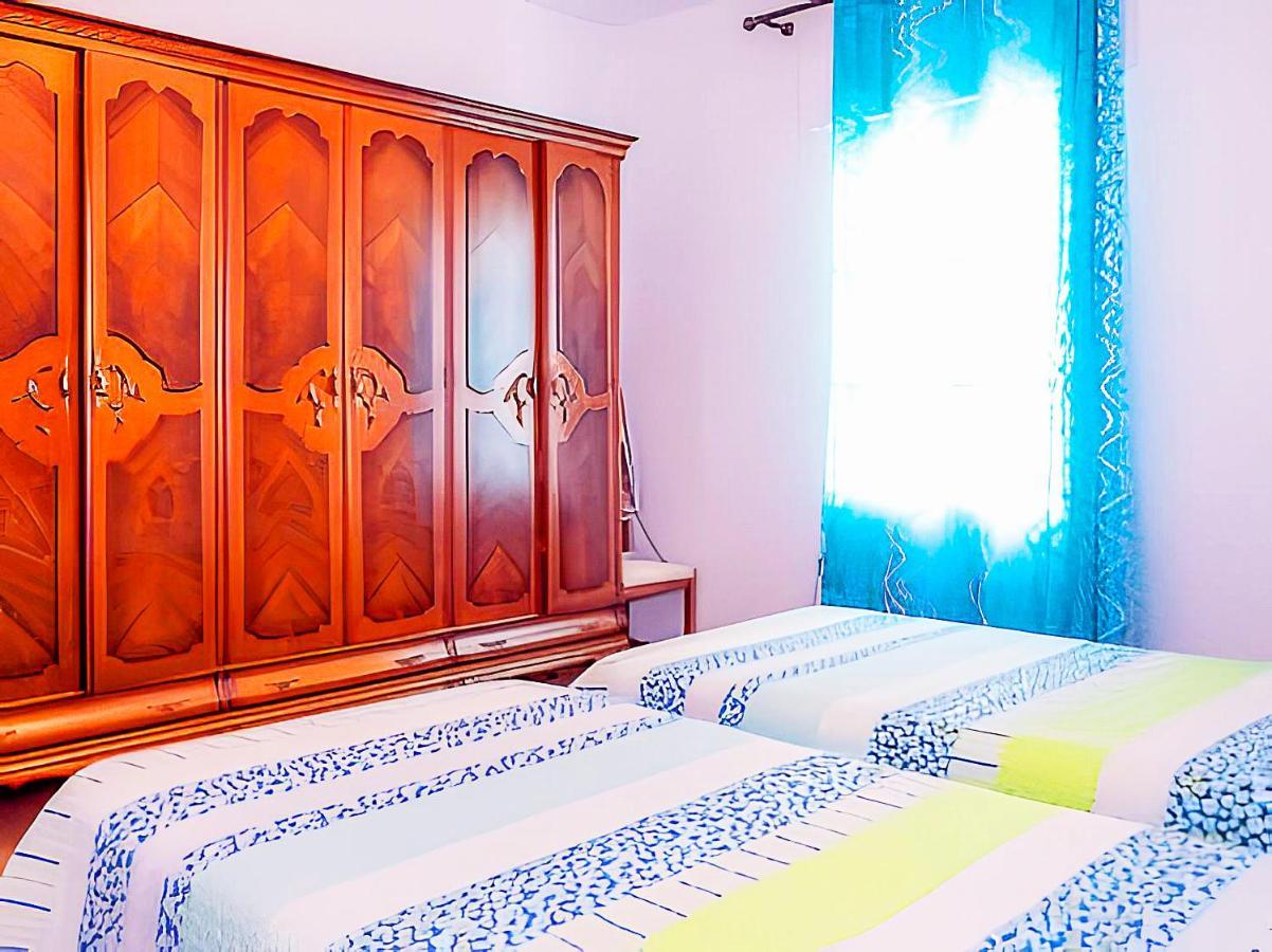 Apartamentos Garaje & Aire & Wifi & Solo Familias Y Parejas Conil De La Frontera Eksteriør billede
