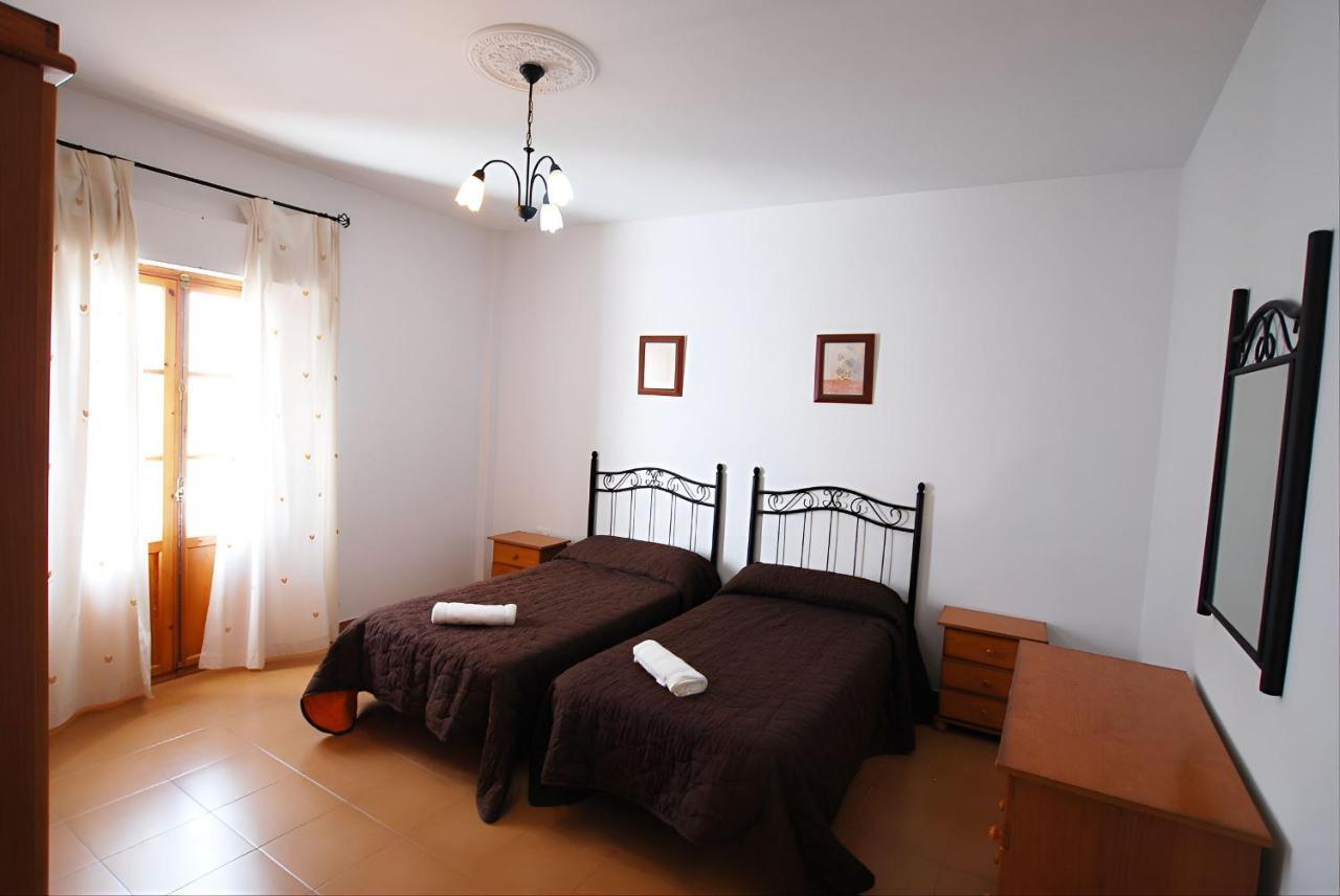 Apartamentos Garaje & Aire & Wifi & Solo Familias Y Parejas Conil De La Frontera Eksteriør billede